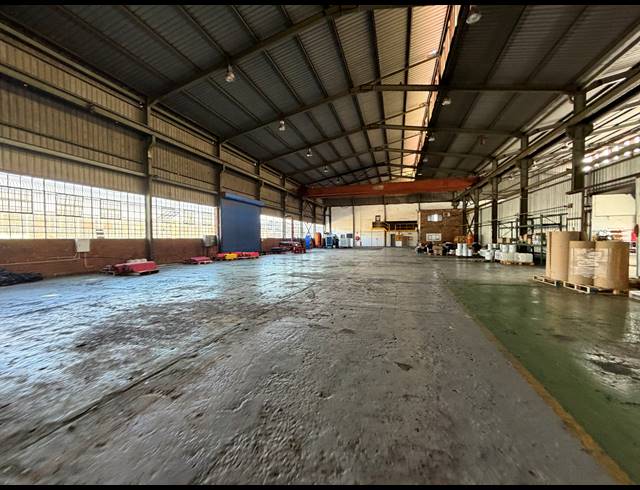 2,000M² FACTORY TO LET IN ROODEKOP
